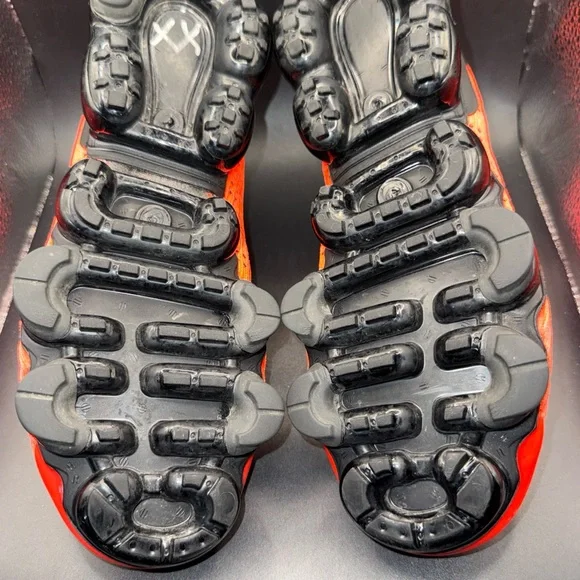 Size 7Y - Nike Air VaporMax Flyknit 3 Flash Crimson Black (GS), Clean, No Box - Picture 9 of 10